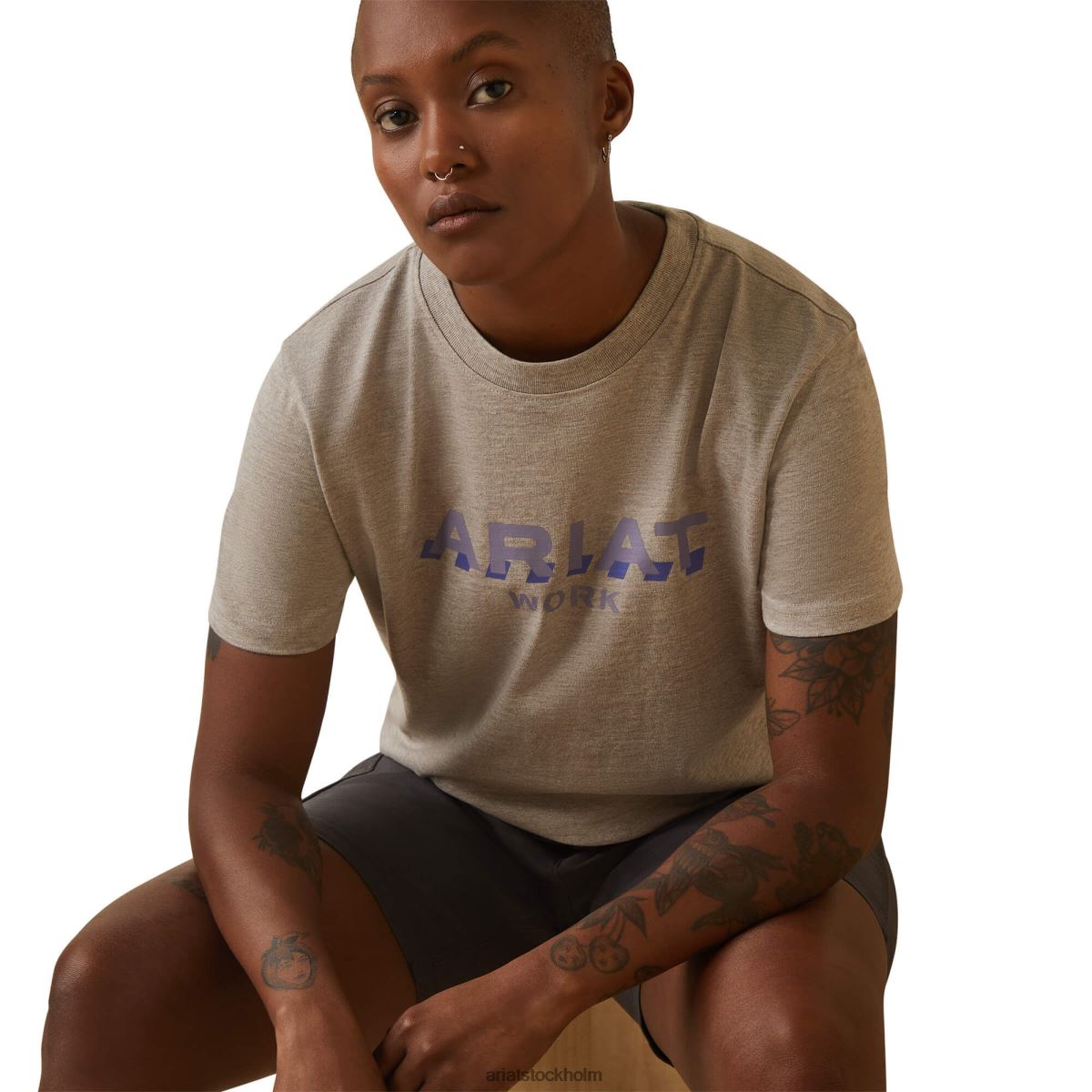 blast Ariat T-shirt med stark logotyp i armeringsjärn i bomull portabella ljung kvinnor F04843118