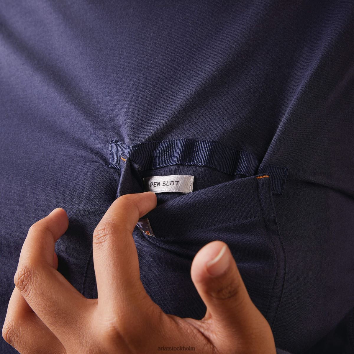 blast Ariat armeringsjärn workman usa logotyp t-shirt humör indigo kvinnor F04843258