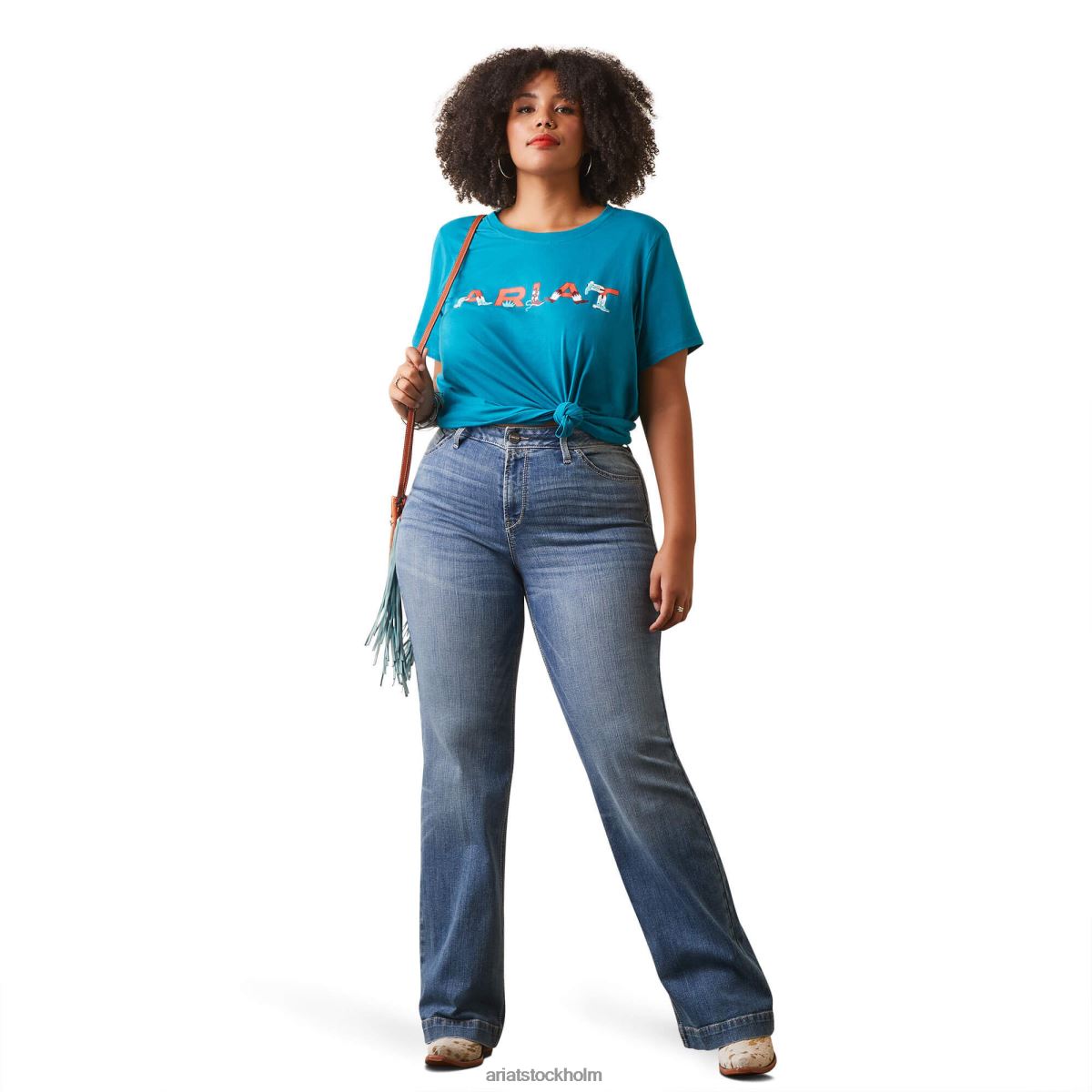 blast Ariat äkta boot kickin\' logotyp t-shirt exotisk plym kvinnor F04842889