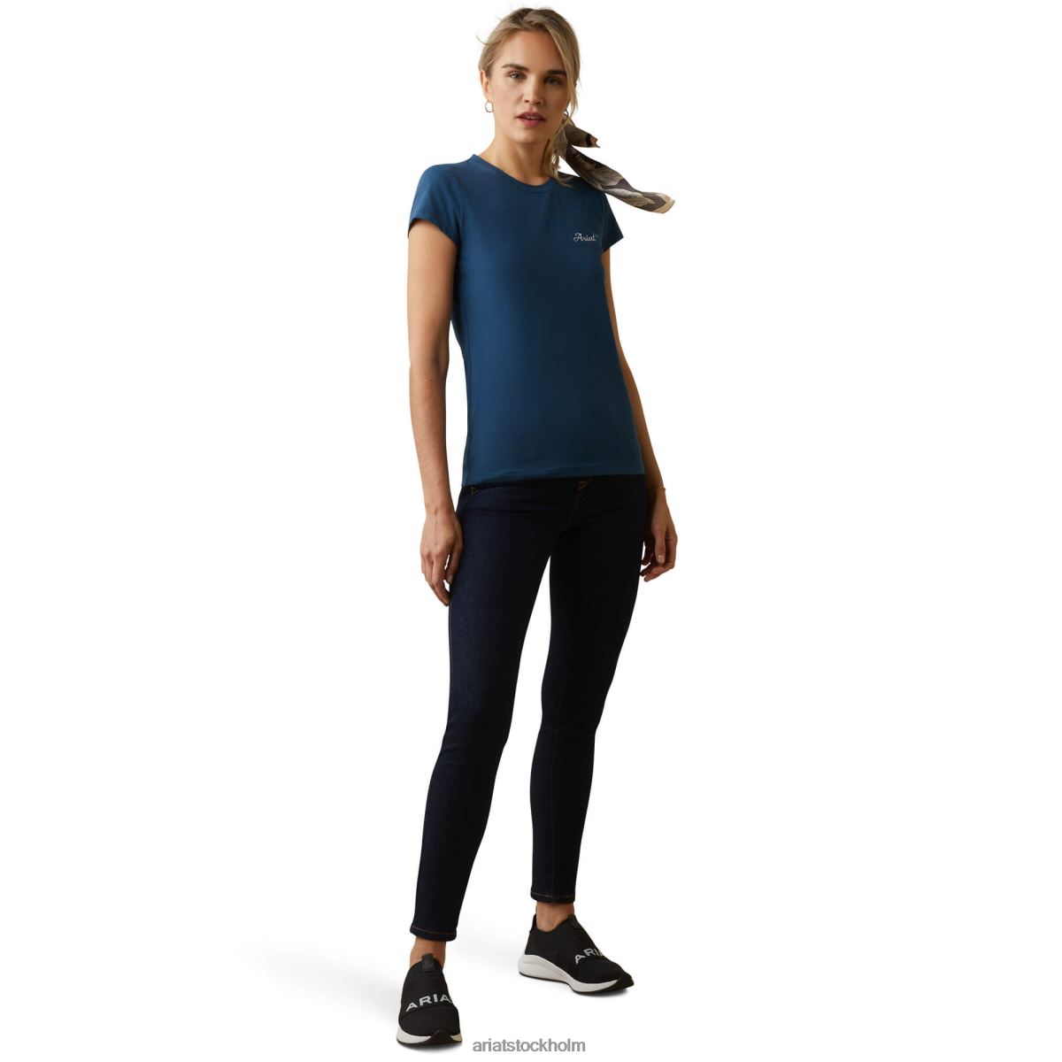 blast Ariat logotyp t-shirt djup petroleum kvinnor F04843228