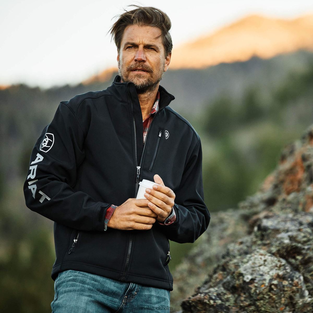 blast Ariat logo 2.0 softshelljacka svart män F04841527