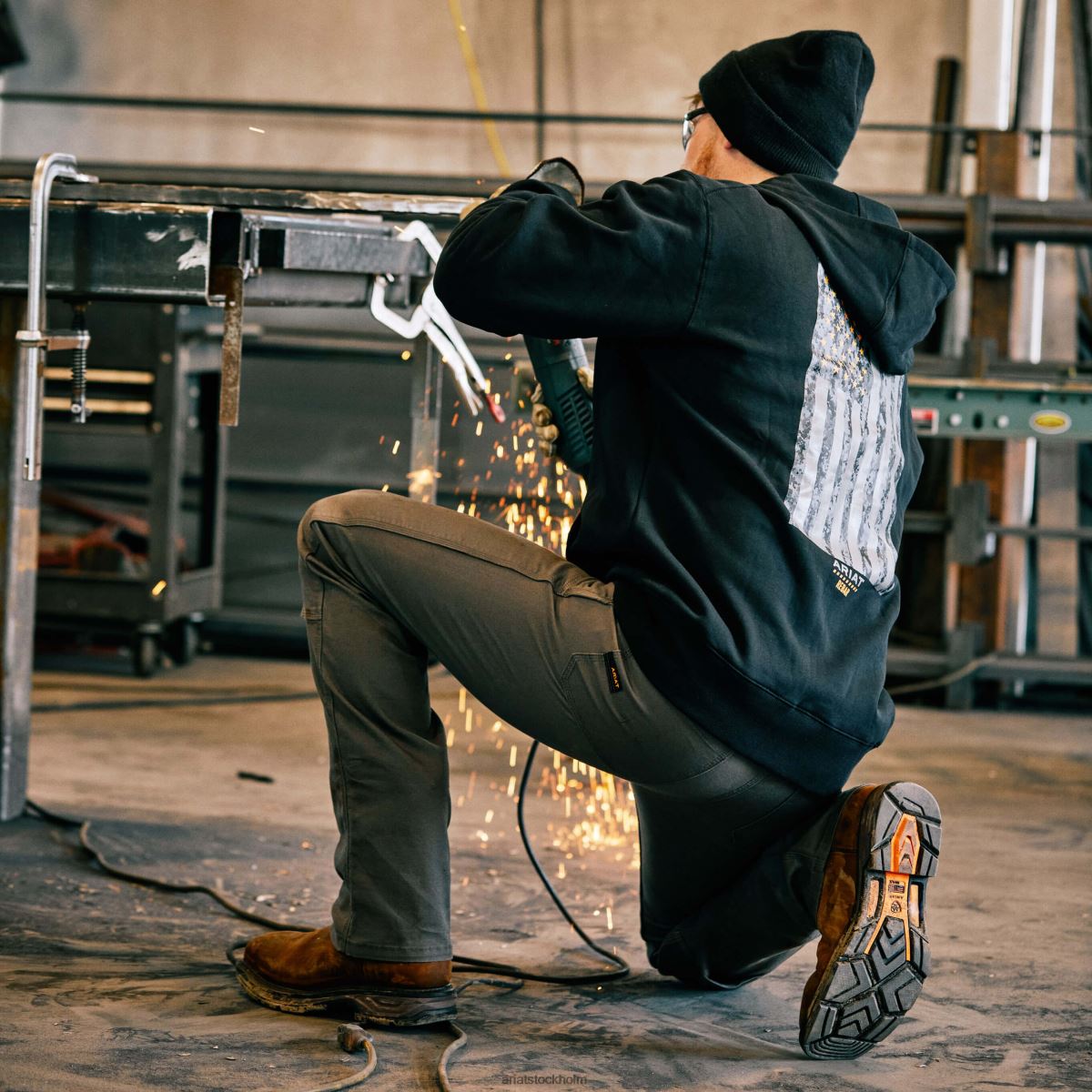 bottnar Ariat armeringsjärn m4 låg resp durastretch-tillverkad tuff dubbel front, stapelbar byxa med raka ben djup skog män F04841730