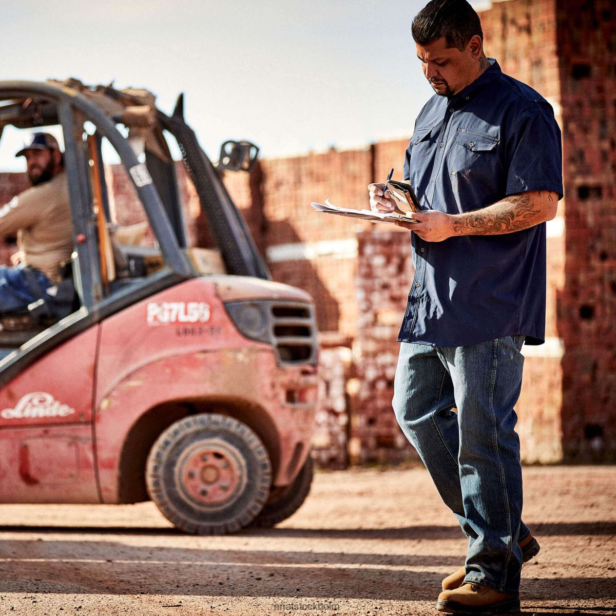 bottnar Ariat armeringsjärn m3 lös durastretch basic stapelbar jean med raka ben Sierra män F04841732