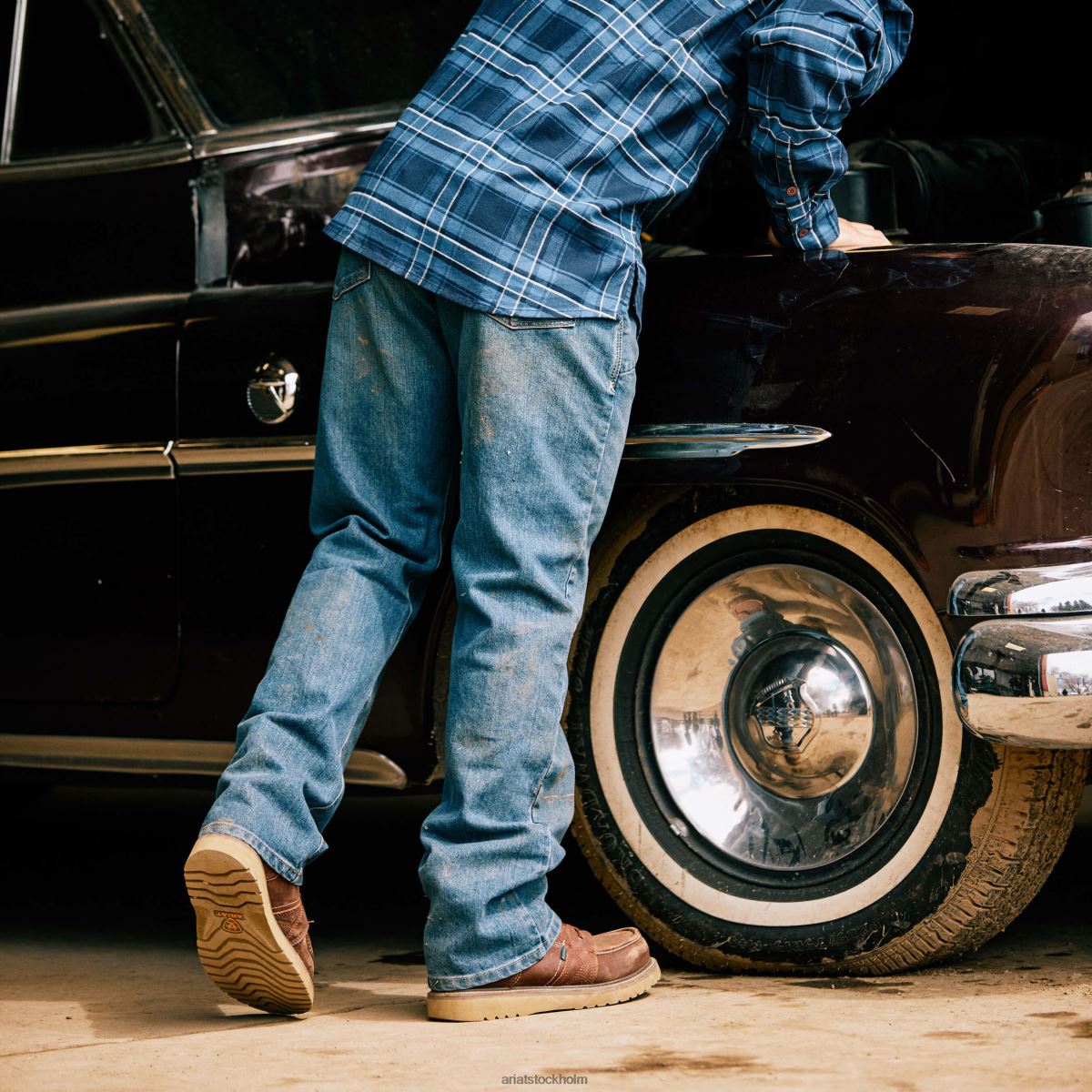 bottnar Ariat armeringsjärn m4 avslappnad durastretch basic boot cut jean karbin män F0484481