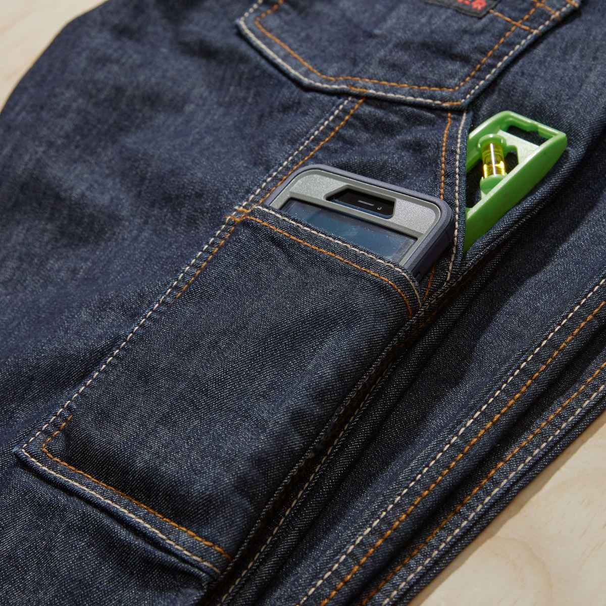 bottnar Ariat fr m4 avslappnad stretch duralight arbetshäst stapelbar jean med raka ben mörk tvätt/sköljning män F04841714